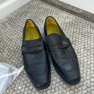 Men’s Gucci shoe
